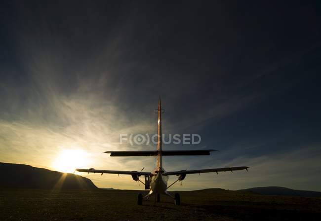 Silhueta de aeronaves pequenas — Fotografia de Stock