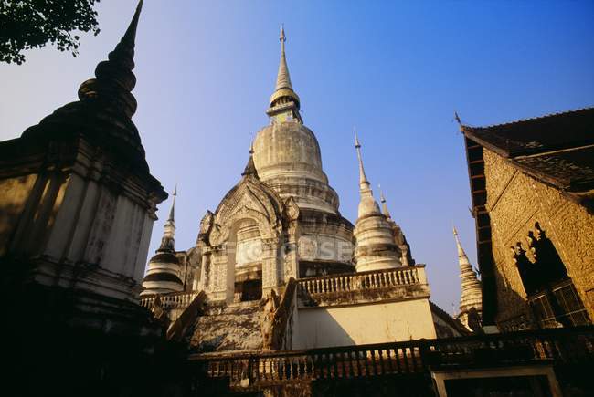 Templo de Wat Suan Doc - foto de stock