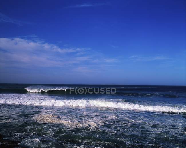 Ondas na costa — Fotografia de Stock
