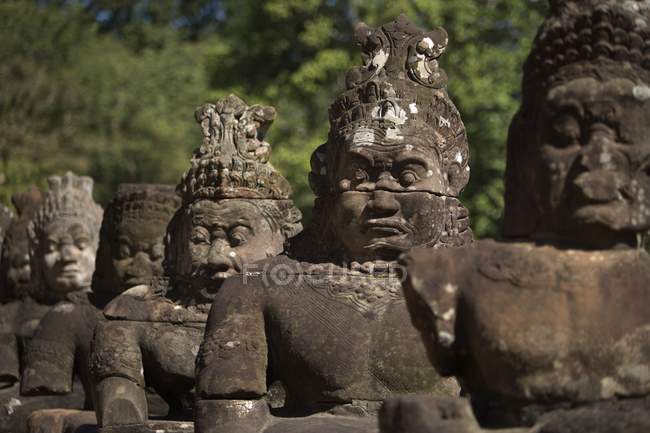Каменные статуи Камбоджи — стоковое фото