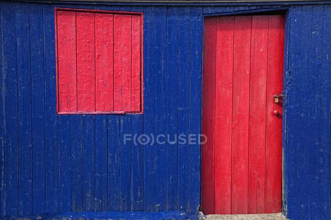 Edifício de madeira azul — Fotografia de Stock