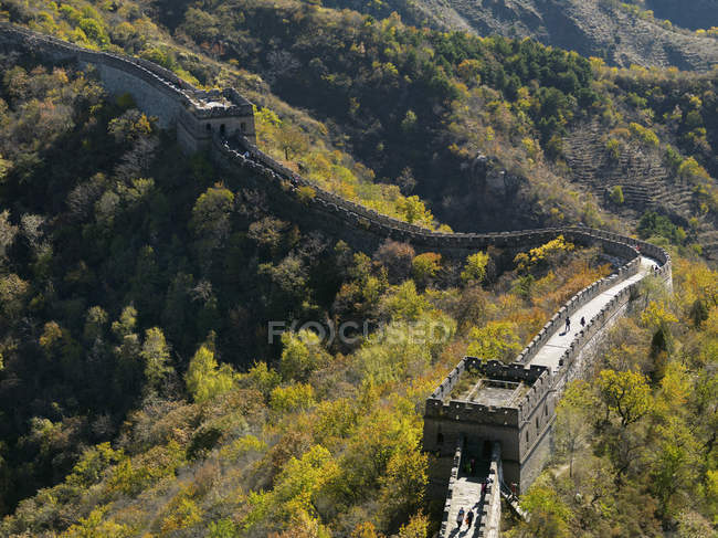 Розділ Mutianyu великої стіни Китаю — стокове фото