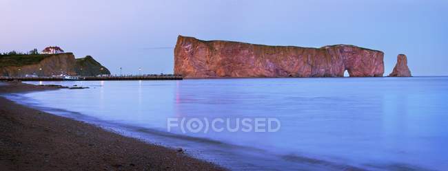 Perce Rock bei Sonnenuntergang — Stockfoto