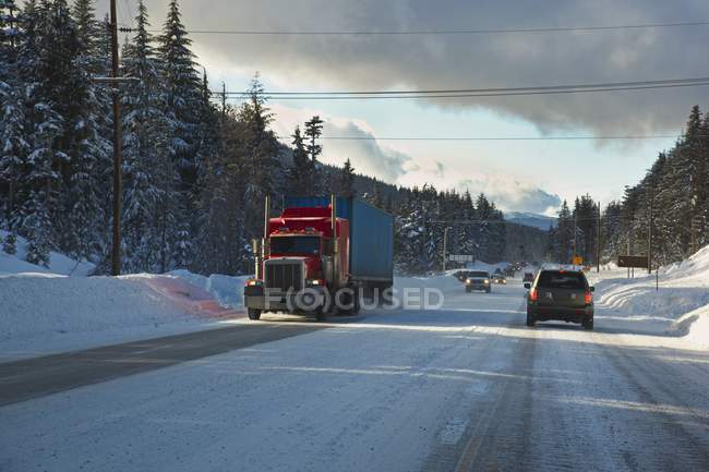 Traffico dopo la tempesta di neve — Foto stock