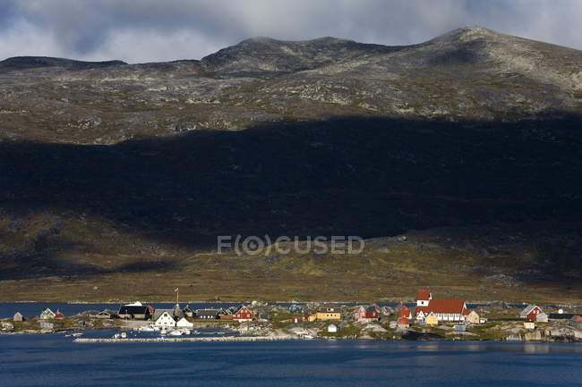 Hafen von nanortalik, Insel qoornoq — Stockfoto