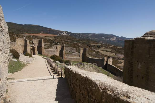 Veduta delle Mura dall'Interno del Castello di Loarre; Aragona, Huesca — Foto stock