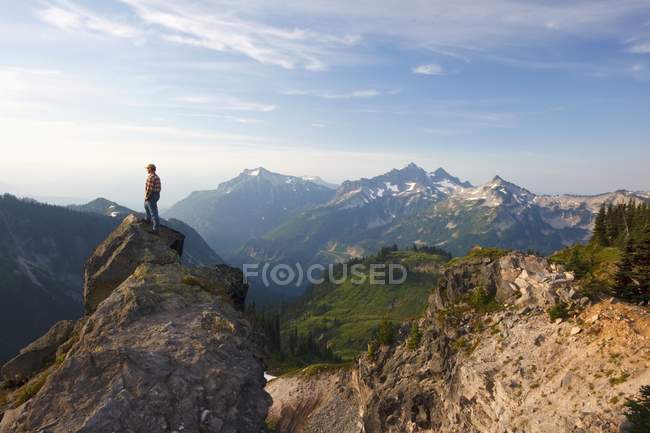 Man Standing On Rock — Stock Photo
