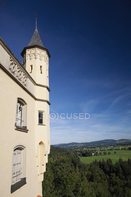 Castello bavarese su una montagna — Foto stock