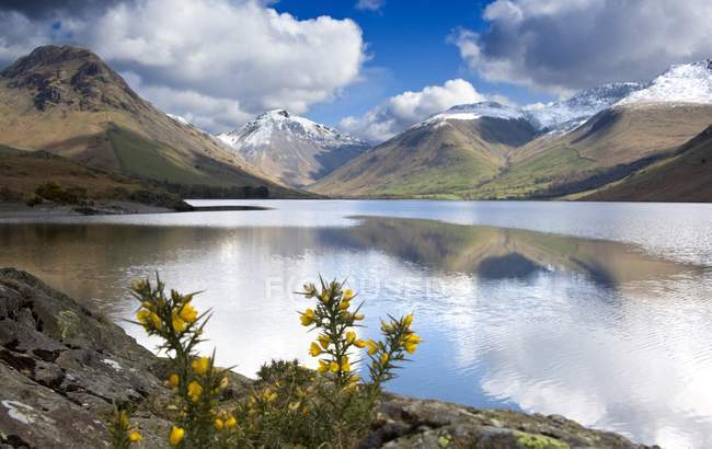 Montagne E Lago, Cumbria — Foto stock