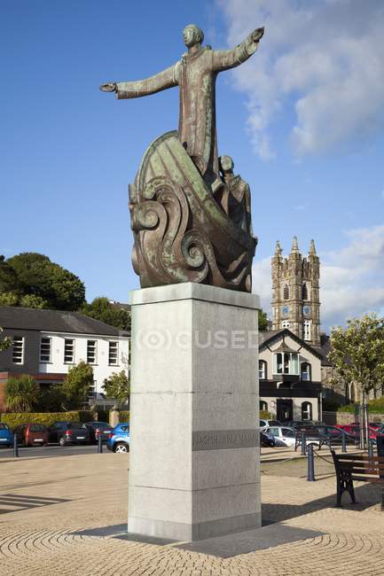 Escultura de San Brendan en Irlanda - foto de stock