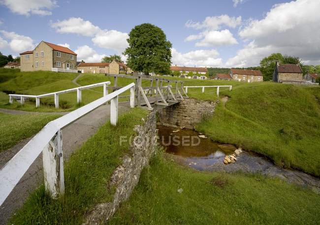 Rural Bridge Crossing Stream — Stock Photo