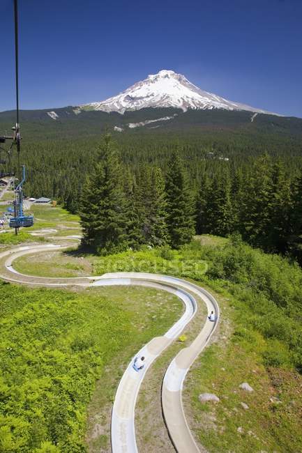Chair Lift And Track — Stock Photo