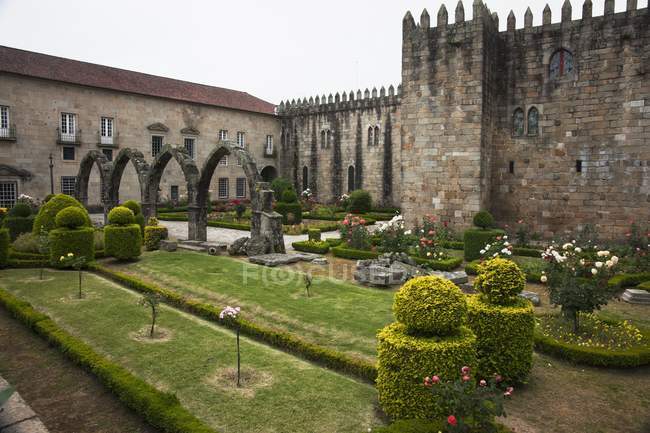 Palacio del Arzobispo de Braga - foto de stock