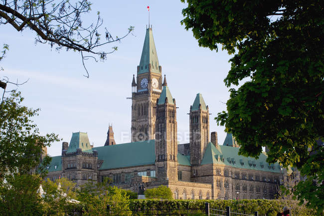 Parliament buildings in Ottawa — Stock Photo