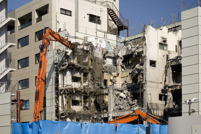 Building being demolished — Stock Photo