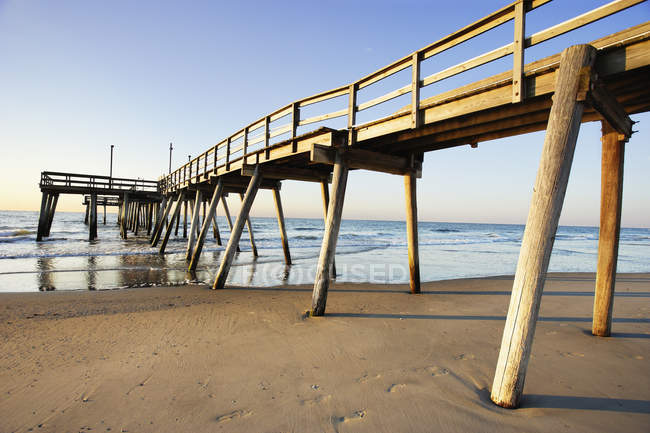 View Of Pier And Beach — Stock Photo