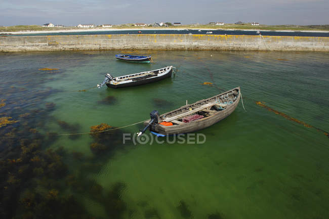 Barche ormeggiate da Bunowen Pier — Foto stock