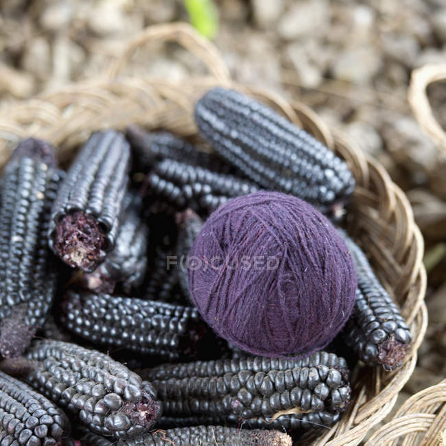 Ball Of Purple Yarn — Stock Photo