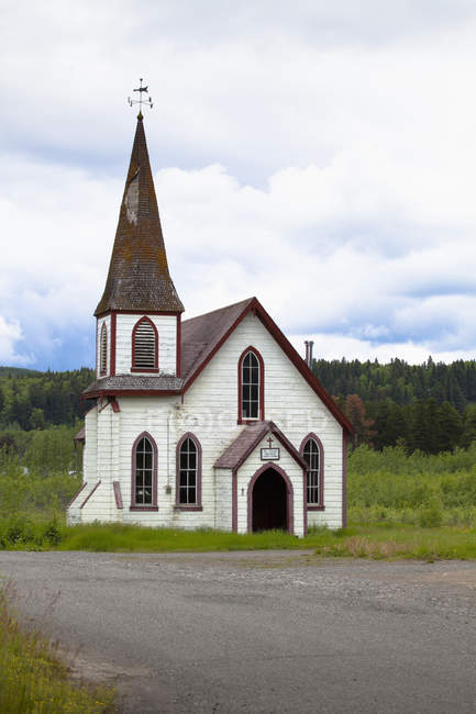 Vieille église de Frontier blanc — Photo de stock