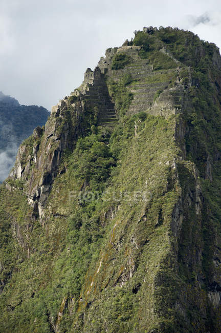 Cordilleras de los Andes en Machu Picchu - foto de stock