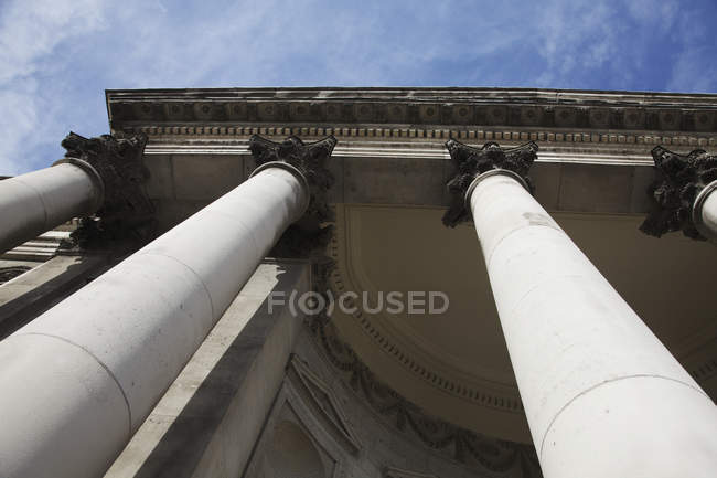 Exterior Of Four Courts — Stock Photo