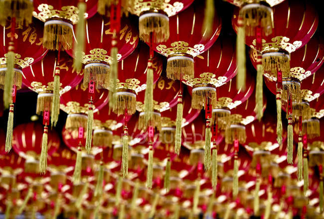 Rows Of Chinese Lanterns — Stock Photo