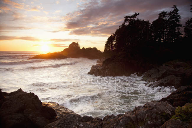 Onde a Cox Bay e Sunset Point — Foto stock