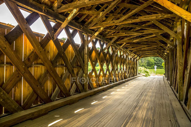 Puente cubierto Worrall - foto de stock