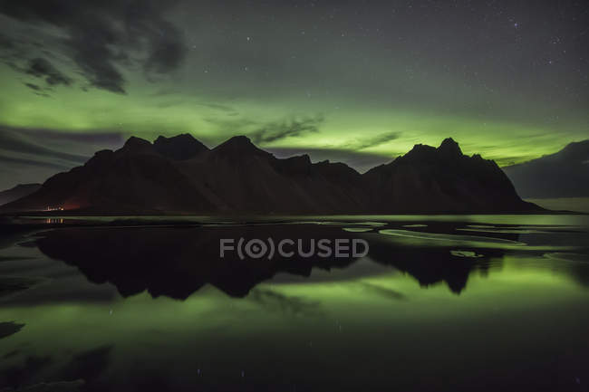 Northern Lights over Vestrahorn — Stock Photo