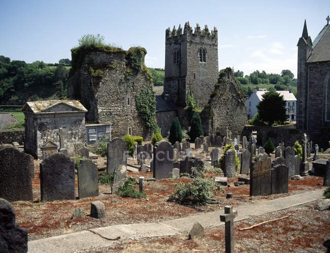 Abbazia e cimitero della chiesa — Foto stock