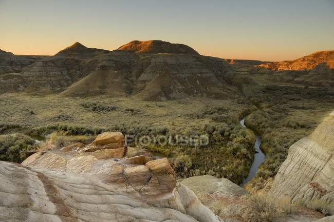Sunrise In The Badlands With Valley In Alberta — Stock Photo