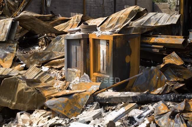 Remnants Of Burnt Down Building — Stock Photo