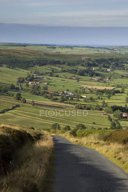 Country Road, Inglaterra - foto de stock