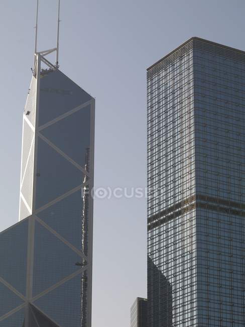 Altas torres de elevação — Fotografia de Stock