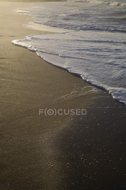 Flut entlang der Küste — Stockfoto