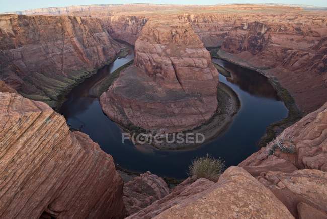 Große Biegung des Flusses Colorado in der Nähe der Seite — Stockfoto