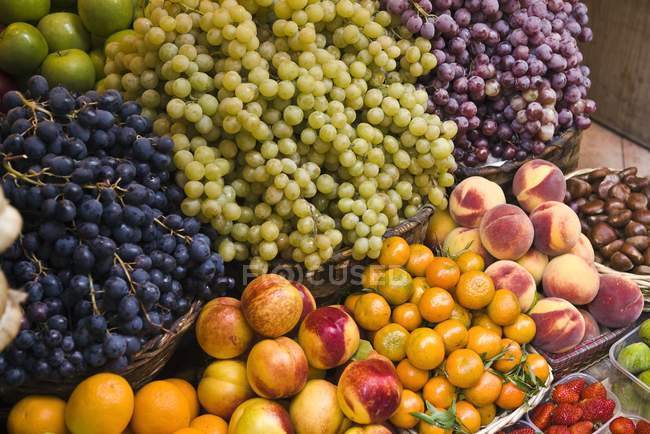 Fresh Fruit Market — Stock Photo