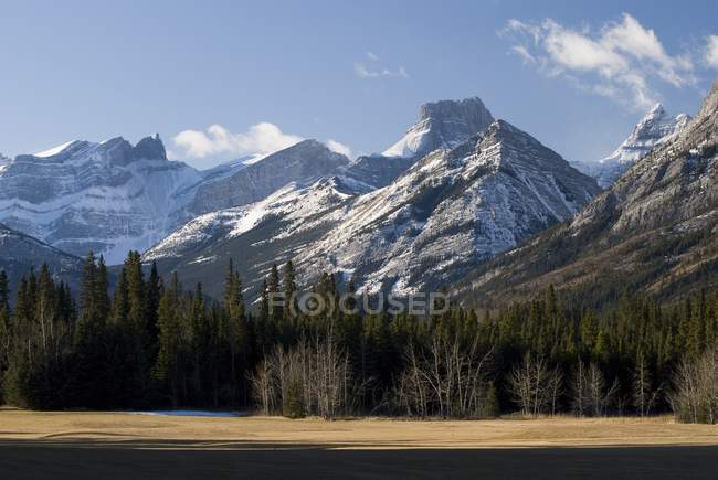 Snow Covered Mountain Range — Stock Photo