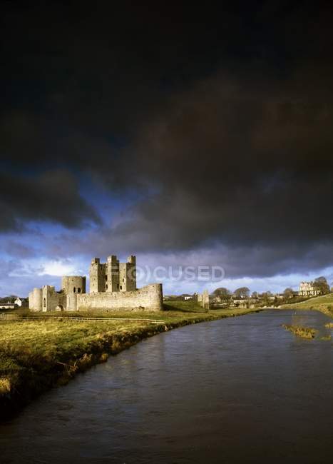 Trim castle in irland — Stockfoto