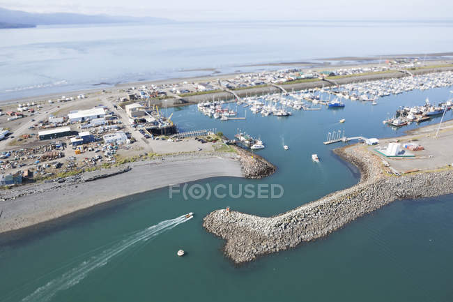 Homer Spit And Harbour, Kachemak Bay; Homer, Alasca, Estados Unidos da América — Fotografia de Stock