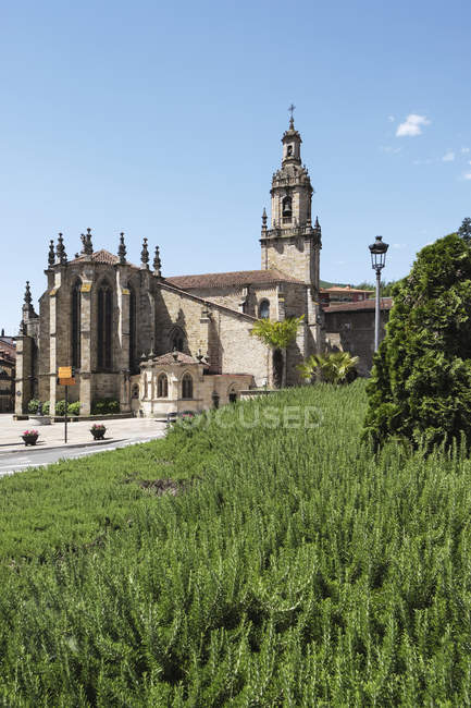 Cathedral Iglesia de San Severino; Balmaseda, Vizcaya, Pais Vasco, Spain — стокове фото