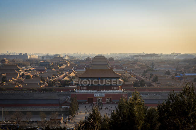 Vistas da Cidade Forbbiden e além do Parque Jingshan; Pequim, China — Fotografia de Stock
