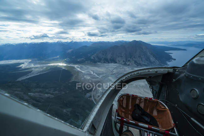 Kluane National Park and Reserve viewed from an airplane; Haines Junction, Yukon, Canada — Stock Photo