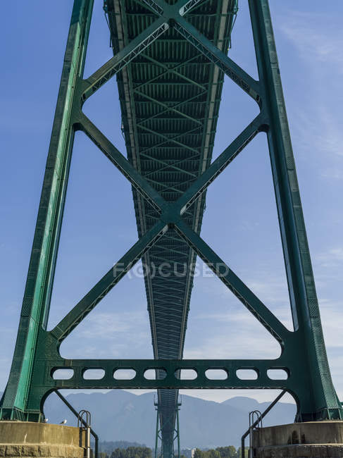 Lions Gate Bridge, Stanley Park, Vancouver, British Columbia, Canada — Stock Photo