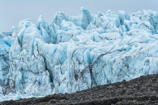 Extremo terminal de un glaciar en la orilla sur de Islandia; Islandia - foto de stock