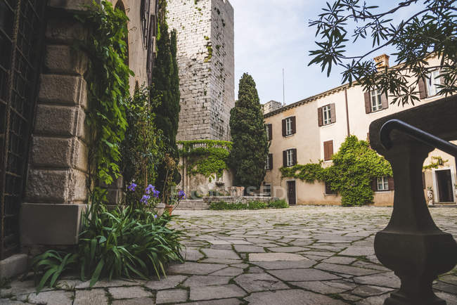 Courtyard of Duino Castle; Italy — Stock Photo
