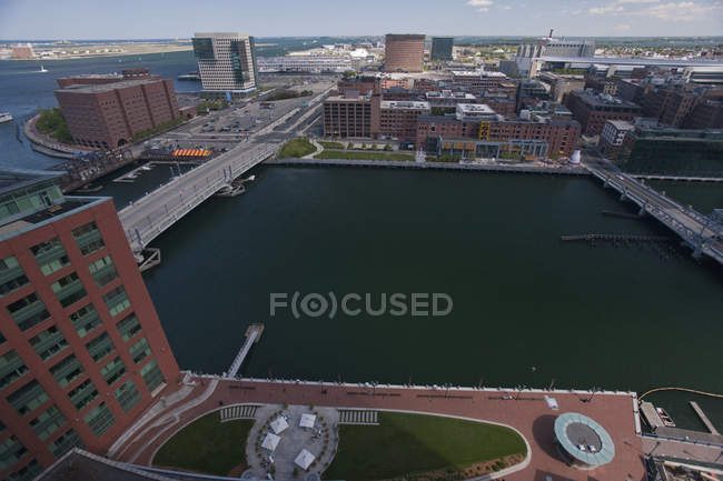 Vista de ángulo alto de una ciudad, Boston, Massachusetts, EE.UU. - foto de stock