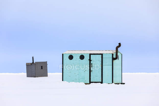 Ice fishing shacks on Lake Winnipeg; Manitoba, Canada — Stock Photo