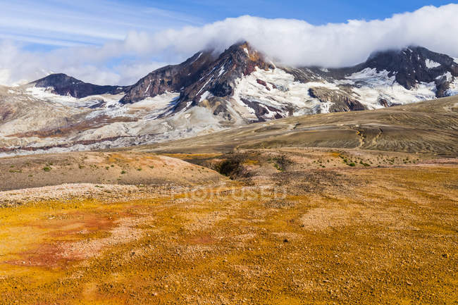Malerischer Blick auf die majestätische Landschaft des Katmai-Nationalparks und Naturschutzgebietes; alaska, vereinigte Staaten von Amerika — Stockfoto