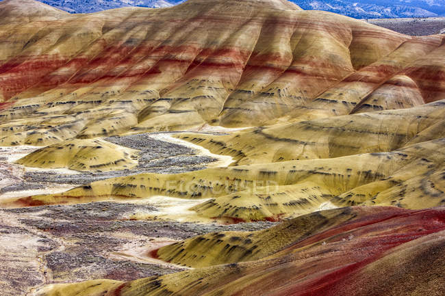 Сценічний вид на Painted Hills, John Day Fossil Beds National Monument; Oregon, United States of America — стокове фото